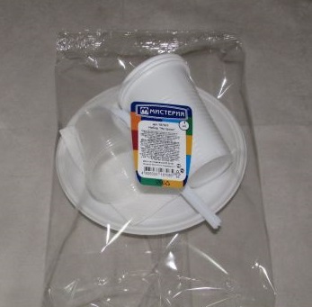 Н-р однораз. посуды На Троих (3 стак 100 мл,ПП+3 стак 200мл,ПП+3 тар d165мм, ПС+3вил+3салф) 15уп/кор